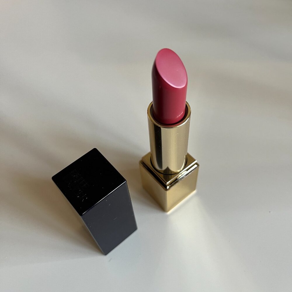 Estée Lauder Pure Color Envy Sculpting Lipstick in Rebellious Rose (420)